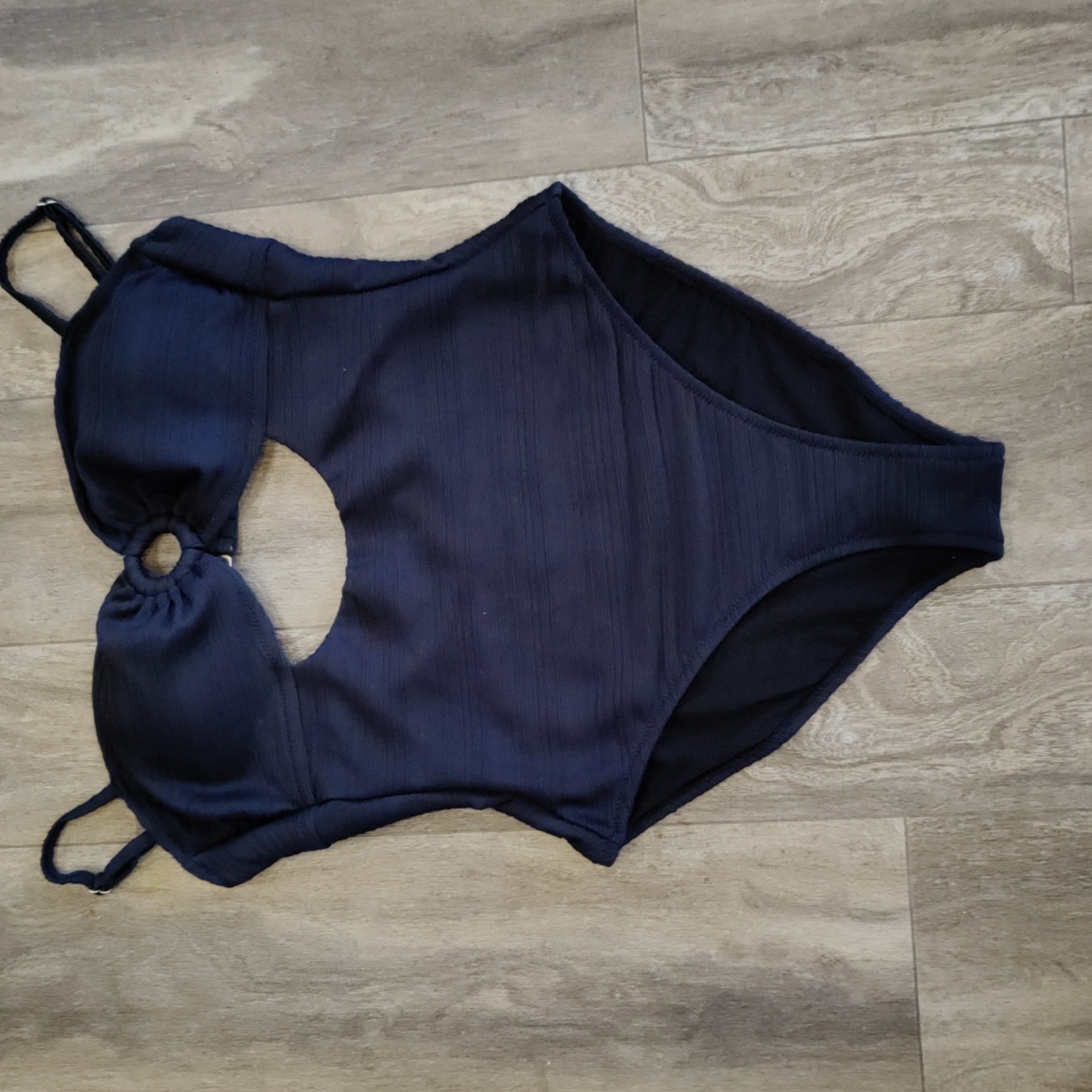 Jessica Simpson Bathing Suit Nwot Cut Out